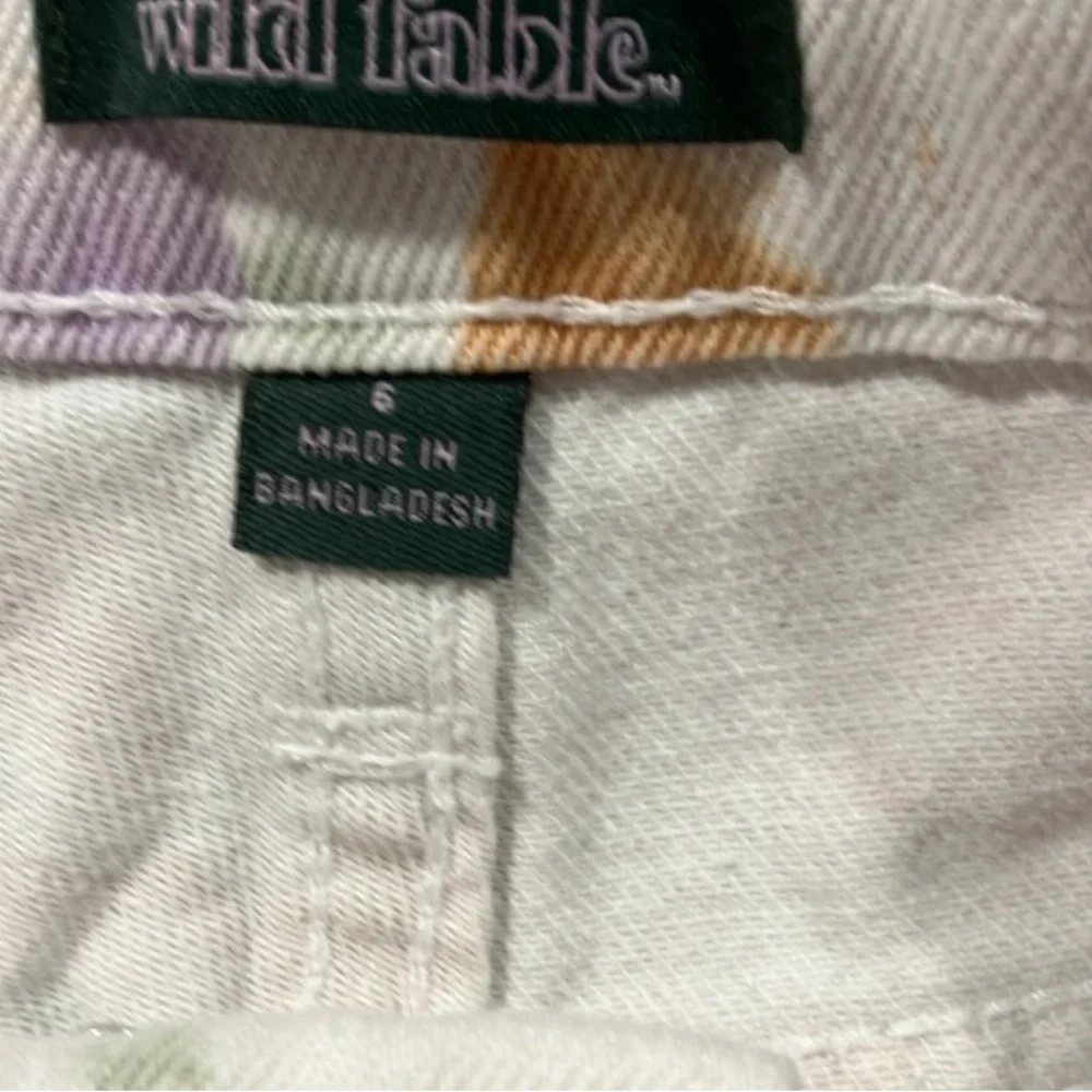 Vintage Wild Fable White Denim Fringed Tie Dye 5 Pocket Shorts Size 6